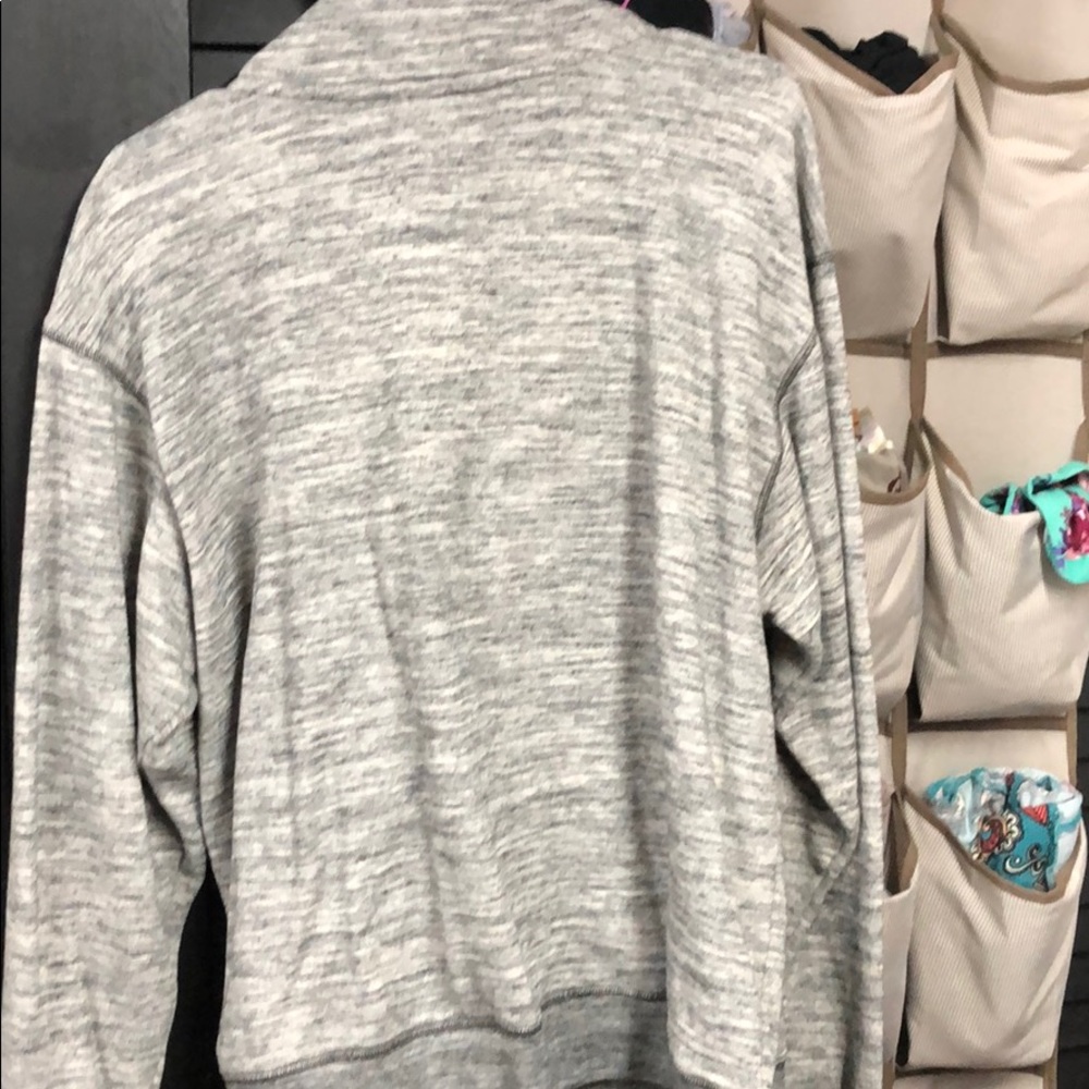 PINK pull over hoodie - Picture 4 of 4